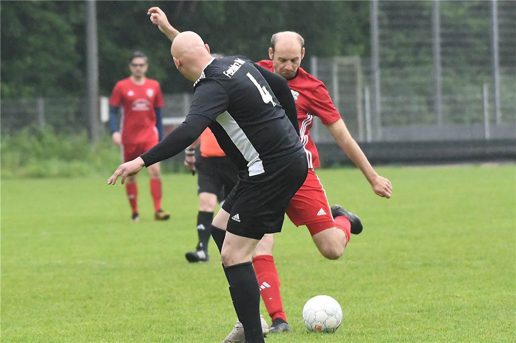 In der Kreisliga C3 Recklinghausen feierte der TuS Henrichenburg IIIÌein 10:1 (2:0)-Schützenfest gegen Fenerbahce Marl III.