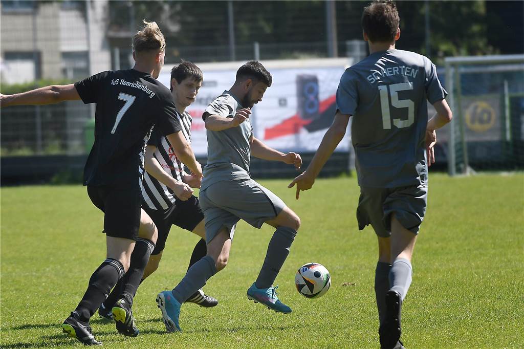 In der Kreisliga C3 Recklinghausen hatte am Sonntag (12. Mai) der TuS Henrichenburg III gegen den SC Herten II mit 2:3 (0:2) das Nachsehen.