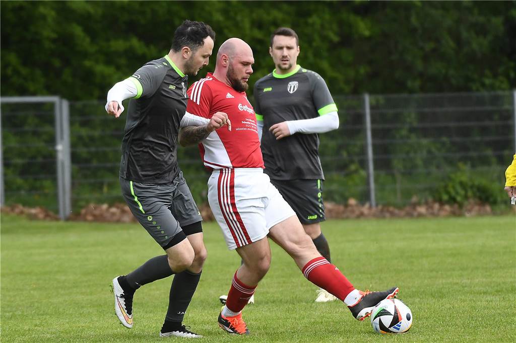 In der Kreisliga C4 Recklinghausen übernahm der TuS Henrichenburg II durch ein 4:3 im direkten den achten Rang vom Tabellennachbarn FC/JS Hillerheide III.