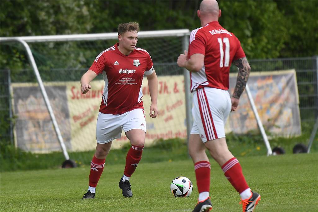 In der Kreisliga C4 Recklinghausen übernahm der TuS Henrichenburg II durch ein 4:3 im direkten den achten Rang vom Tabellennachbarn FC/JS Hillerheide III.