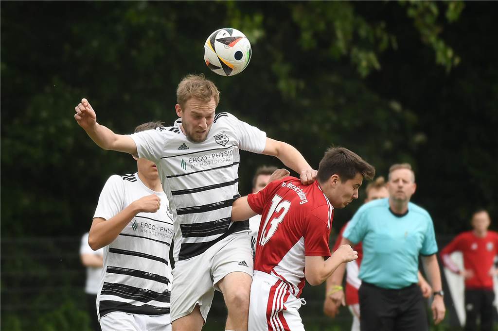 In der Kreisliga C4 Recklinghausen zog der TuS Henrichenburg II gegen Borussia Ahsen II mit 0:2 den Kürzeren.