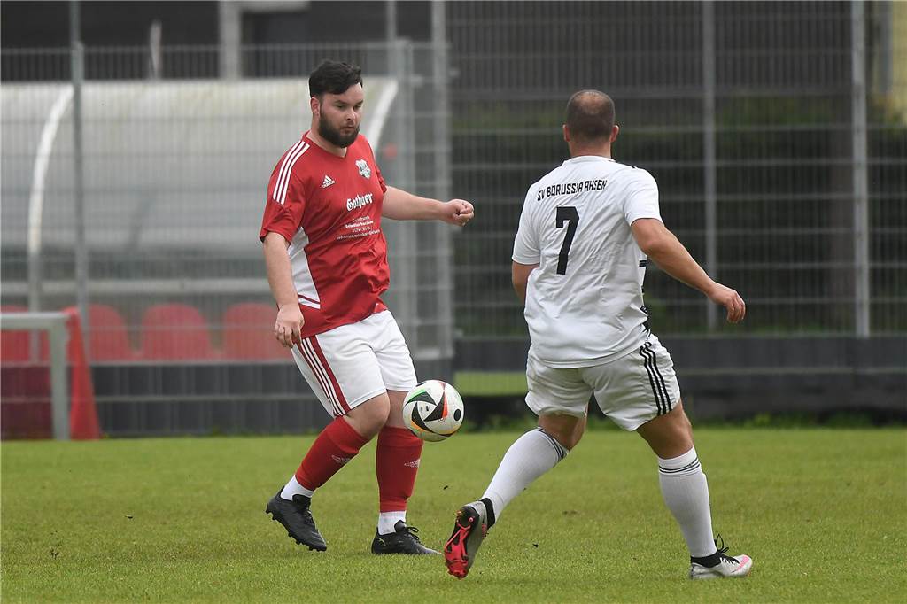 In der Kreisliga C4 Recklinghausen zog der TuS Henrichenburg II gegen Borussia Ahsen II mit 0:2 den Kürzeren.