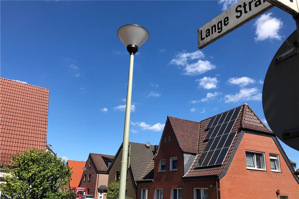 Neuer Selm-Roman: 234 Seiten über das Leben in einer Zechensiedlung In der Lange Straße hat Martin Simons gewohnt. Hier - in der Zechensiedlung - spielt sein neuer Roman „Beifang".