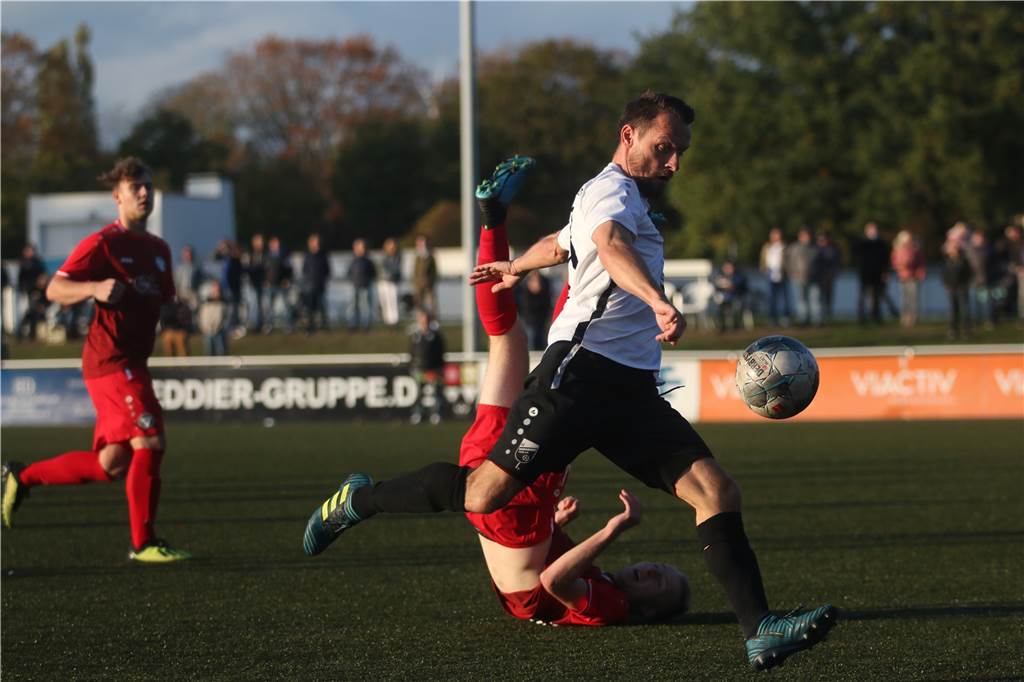 „Ein Spiel auf Messers Schneide“: Benjamin Siegert trifft auf einen alten Bekannten In der letzten Saison stand Benjamin Siegert gegen den TuS Haltern II noch selber auf dem Platz, damals im Trikot des FC Nordkirchen.