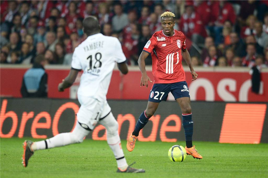 Vertrag bis 2023 - Schalke schnappt sich Hamza Mendyl In der Ligue 1 kam Hamza Mendyl für den OSC Lille in 16 Pflichtspielen zum Einsatz.