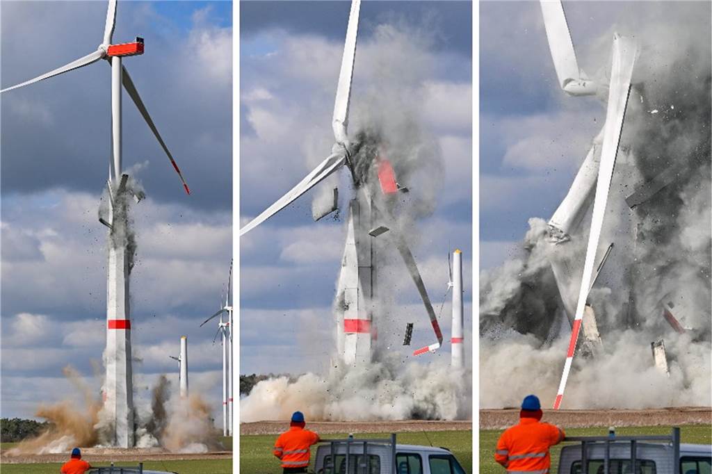 Komplett-Sprengungen nach Windrad-Unglück in Haltern: Rückbau zu gefährlich In der Mitte der Anlage wird die Sprengung ausgelöst. Dann sinkt das 249 Meter hohe Windrad in sich zusammen.