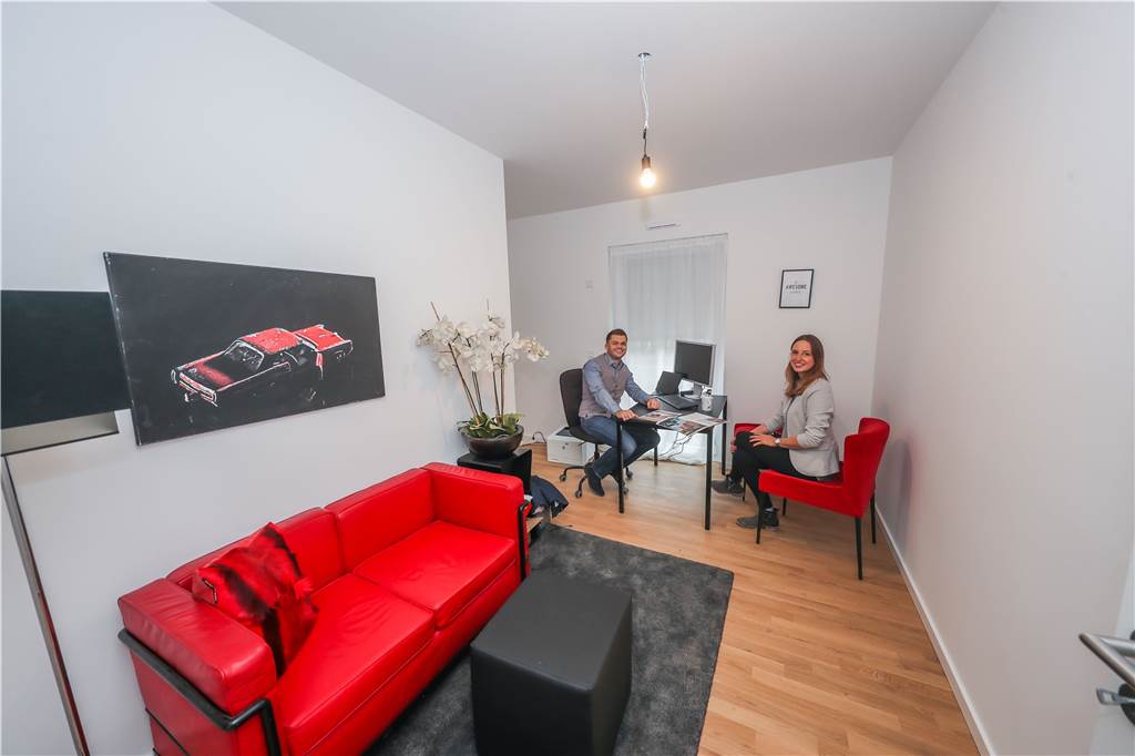 Luxus-Wohnen im Kreuzviertel: Video-Rundgang gibt Einblick in Neubauten In der Musterwohnung von Vivawest bekommen Mietinteressenten einen Vorgeschmackt auf Wohnen im Berswordt-Carree.