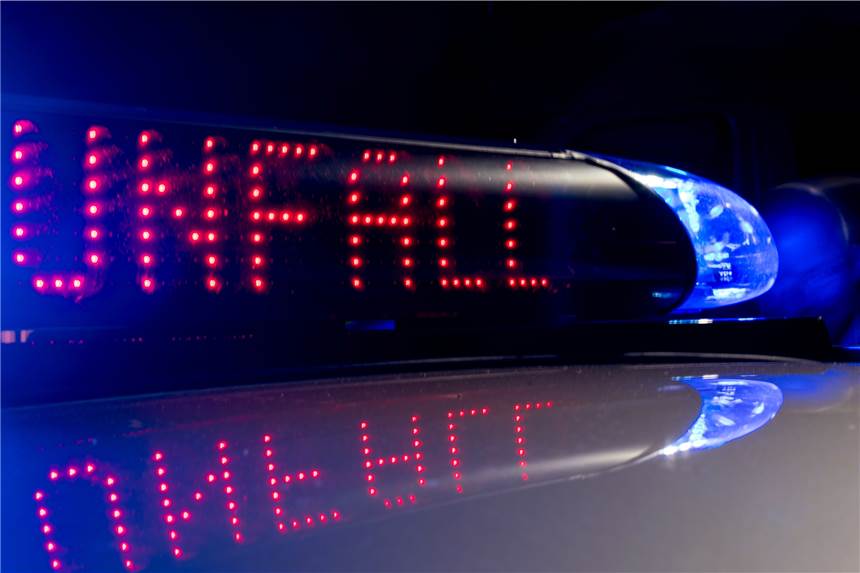 Autounfall in Herbern: Hubschrauber sucht nach Verletzten, Stromausfall In der Nacht zu Samstag (25. Juli) ist ein Autofahrer in eine Straßenlaterne in Herbern gefahren. Die Insassen des Autos flüchteten. Die Polizei sucht mittels Hubschrauber nach ihnen.
