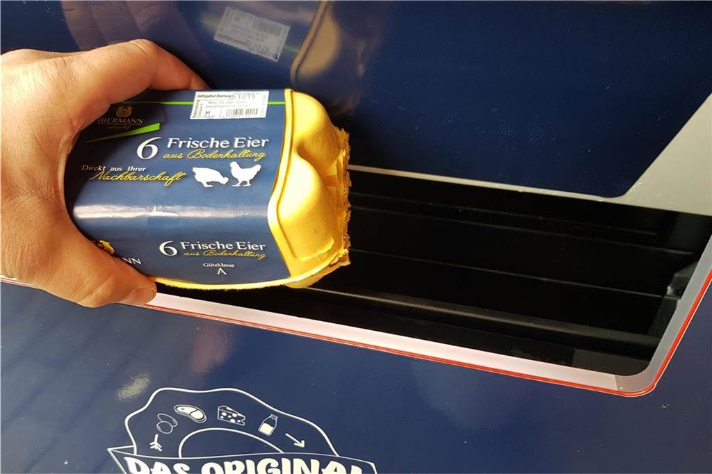 Regio-Box in Nienborg ist „Wackelkandidat“ trotz Corona-Zulaufs In der Regio-Box gibt es natürlich auch die Eier vom Geflügelhof Biermann zu kaufen.