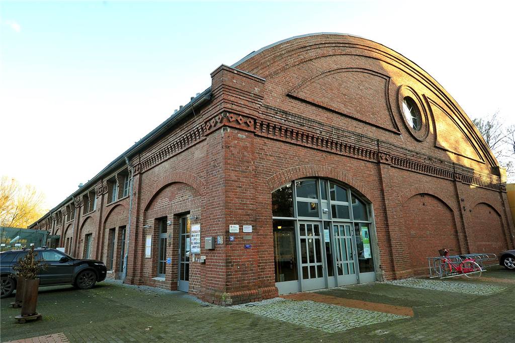 50 private Anbieter: „Trödel total“ am Pfingstsonntag in der Rohrmeisterei Die Rohrmeisterei in Schwerte, vorne ist der Restaurantbereich zu sehen.