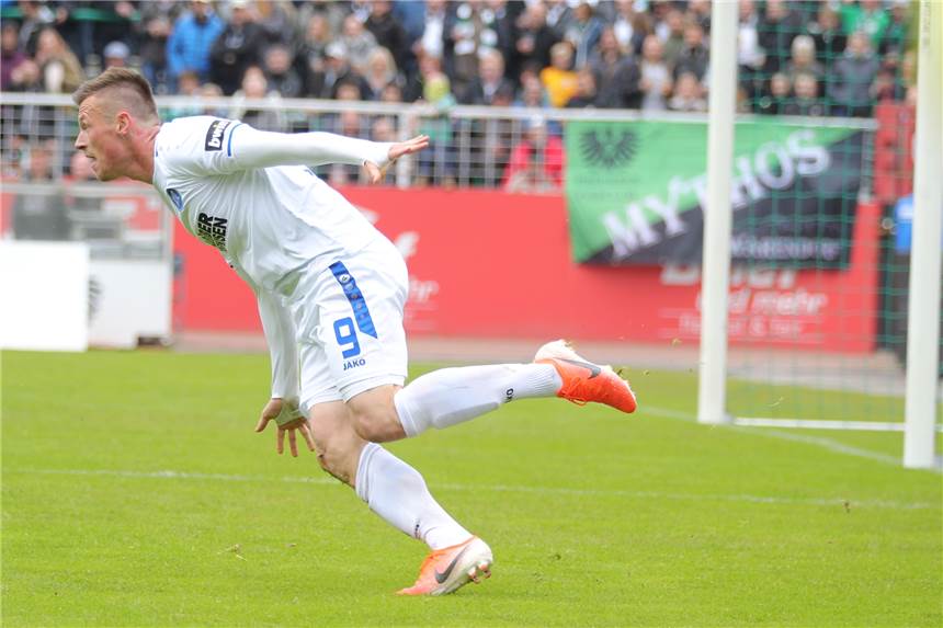 Marvin Pourié ist zurück beim Karlsruher SC - steht aber vor einer ungewissen Zukunft In der Saison 2018/2019 jubelte Marvin Pourié noch für den Karlsruher SC.