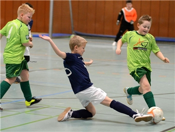In der Schermbecker Gesamtschul-Sporthalle an der Erler Straße werden am Samstag zwei Vorrundengruppen gespielt. Am Sonntag folgt dann die Silberrunde.