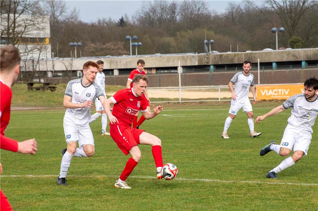 In der Schlussphase belohnte sich der TuS Haltern für ein gutes Spiel gegen den Tabellenzweiten: Dank eines späten Treffers holten die Seestädter drei Punkte gegen den SV Eintracht Ahaus, schlugen die Gäste aus dem Münsterland mit 1:0.