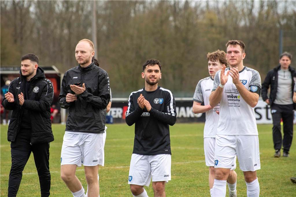 In der Schlussphase belohnte sich der TuS Haltern für ein gutes Spiel gegen den Tabellenzweiten: Dank eines späten Treffers holten die Seestädter drei Punkte gegen den SV Eintracht Ahaus, schlugen die Gäste aus dem Münsterland mit 1:0.
