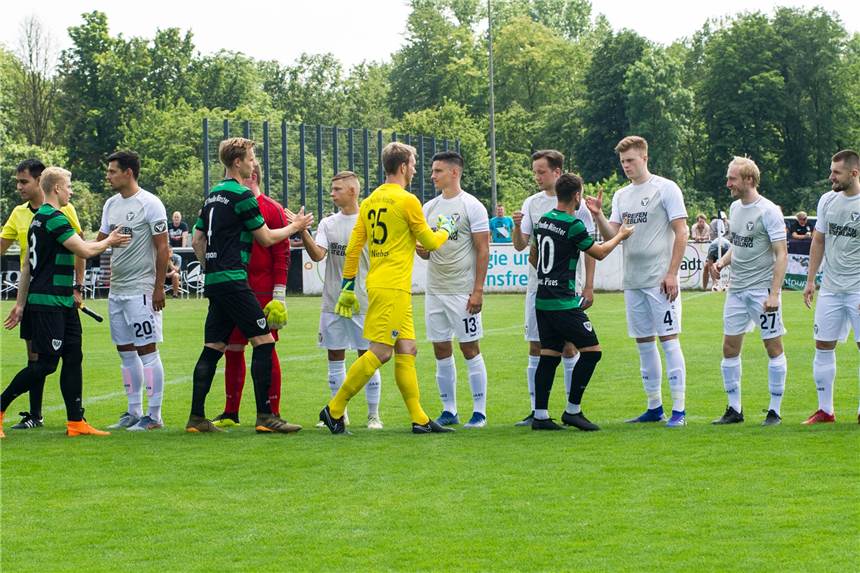 Oberliga oder Regionalliga? Der TuS Haltern hat sich entschieden In der Sommervorbereitung 2019 traf der TuS Haltern auch auf Preußen Münster, das nun in die Regionalliga abgestiegen ist.