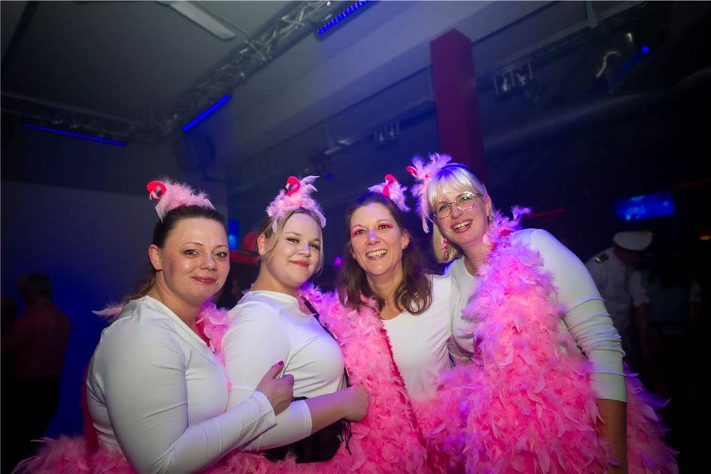 In der Stadtmühle in Haltern wurde an Weiberfastnacht ausgelassen gefeiert.