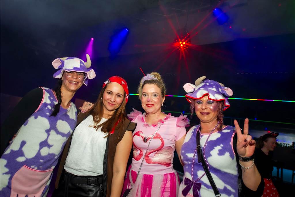In der Stadtmühle in Haltern wurde an Weiberfastnacht ausgelassen gefeiert.