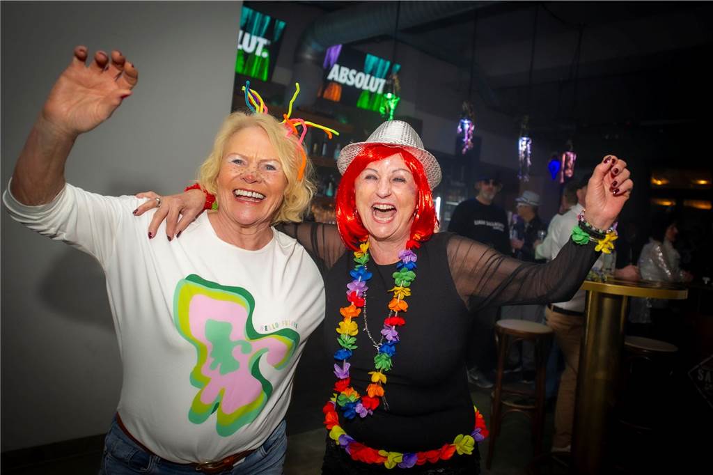 In der Stadtmühle in Haltern wurde an Weiberfastnacht ausgelassen gefeiert.