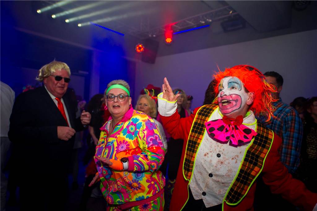 In der Stadtmühle in Haltern wurde an Weiberfastnacht ausgelassen gefeiert.
