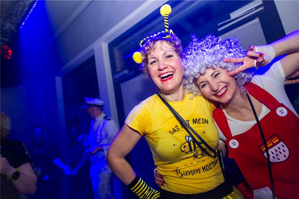 In der Stadtmühle in Haltern wurde an Weiberfastnacht ausgelassen gefeiert.