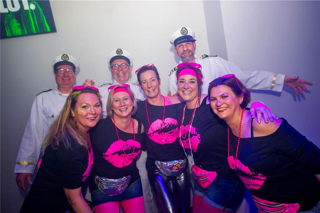 In der Stadtmühle in Haltern wurde an Weiberfastnacht ausgelassen gefeiert.