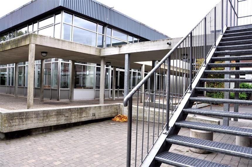 Bedarfsplan: Herbern braucht eine neue Kita In der Theodor-Fontane-Schule in Herbern könnten schon 2013 Siebtklässler der Profilschule einziehen. Foto: Brede
