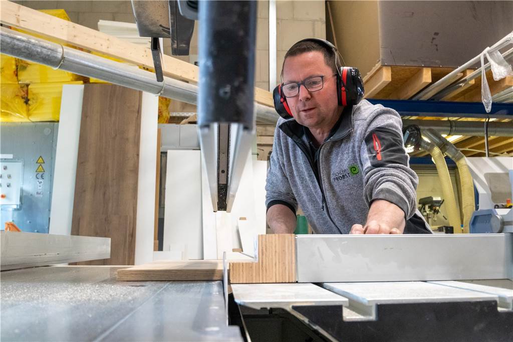 In der Tischlerei Probst ist naturgemäß vieles klassische "Handarbeit".