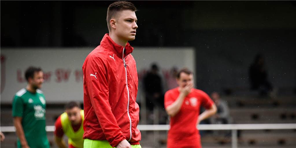Lüner SV verpflichtet Oberliga-Schlussmann – spannender Dreikampf um den Platz im Tor In der vergangenen Saison stand zumeist Jan Hennig beim Lüner SV zwischen den Pfosten. Jetzt bekommt er einen neuen Konkurrenten.