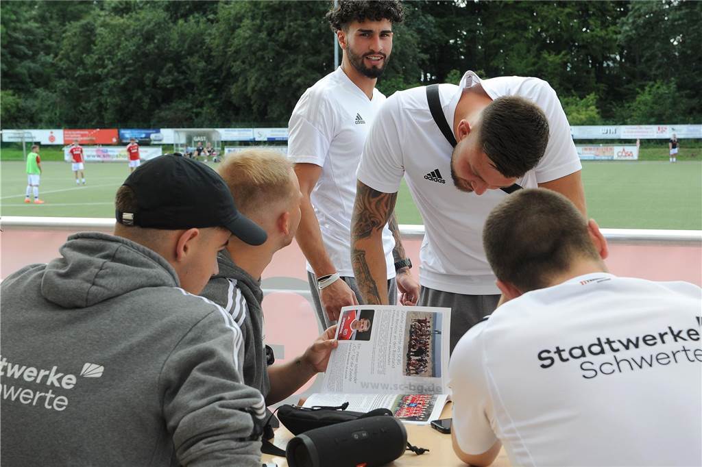 In der Vorrundengruppe A der Fußball-Stadtmeisterschaft setzten sich der Geisecker SV und der SC Berchum/Garenfeld durch.