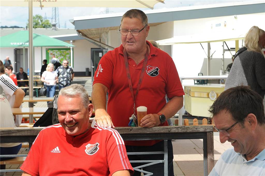 In der Vorrundengruppe A der Fußball-Stadtmeisterschaft setzten sich der Geisecker SV und der SC Berchum/Garenfeld durch.