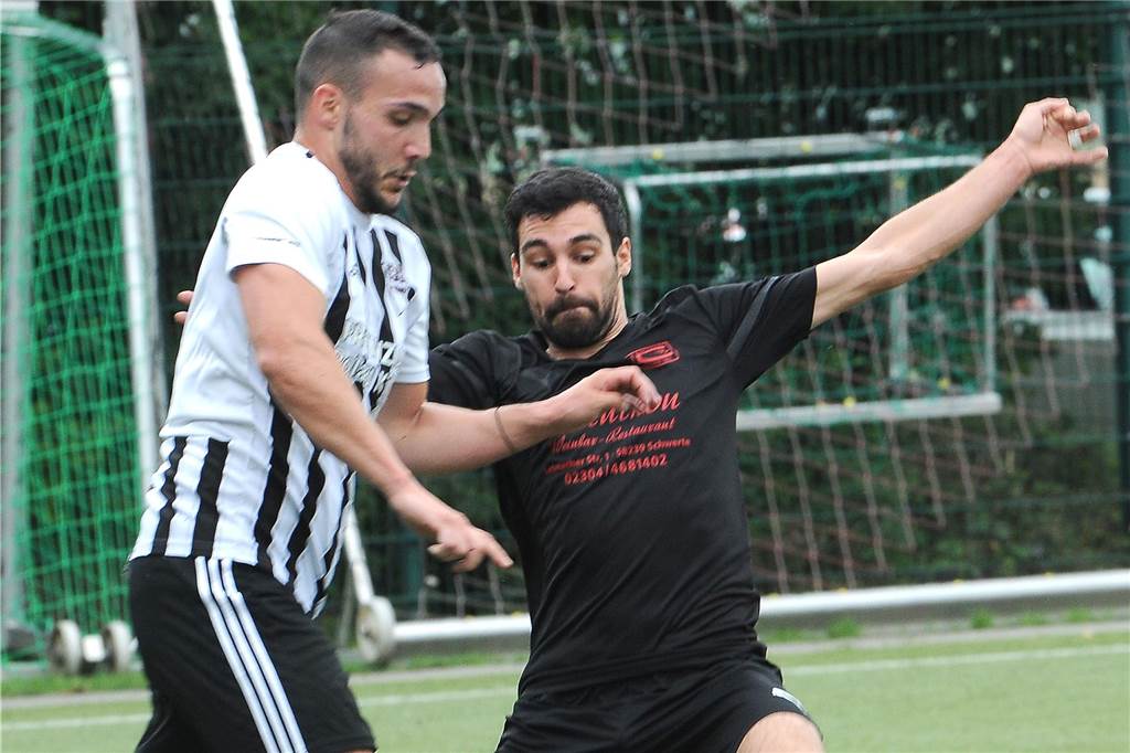 In der Vorrundengruppe B der Fußball-Stadtmeisterschaft haben sich der VfL Schwerte und der VfB Westhofen durchgesetzt.