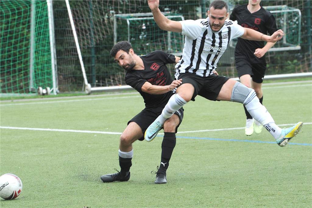In der Vorrundengruppe B der Fußball-Stadtmeisterschaft haben sich der VfL Schwerte und der VfB Westhofen durchgesetzt.