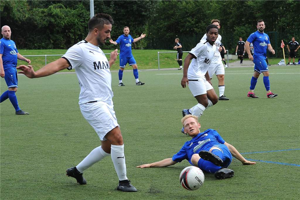 In der Vorrundengruppe B der Fußball-Stadtmeisterschaft haben sich der VfL Schwerte und der VfB Westhofen durchgesetzt.