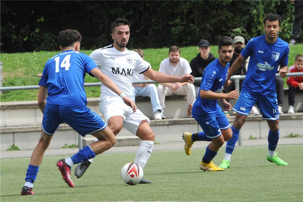 In der Vorrundengruppe B der Fußball-Stadtmeisterschaft haben sich der VfL Schwerte und der VfB Westhofen durchgesetzt.