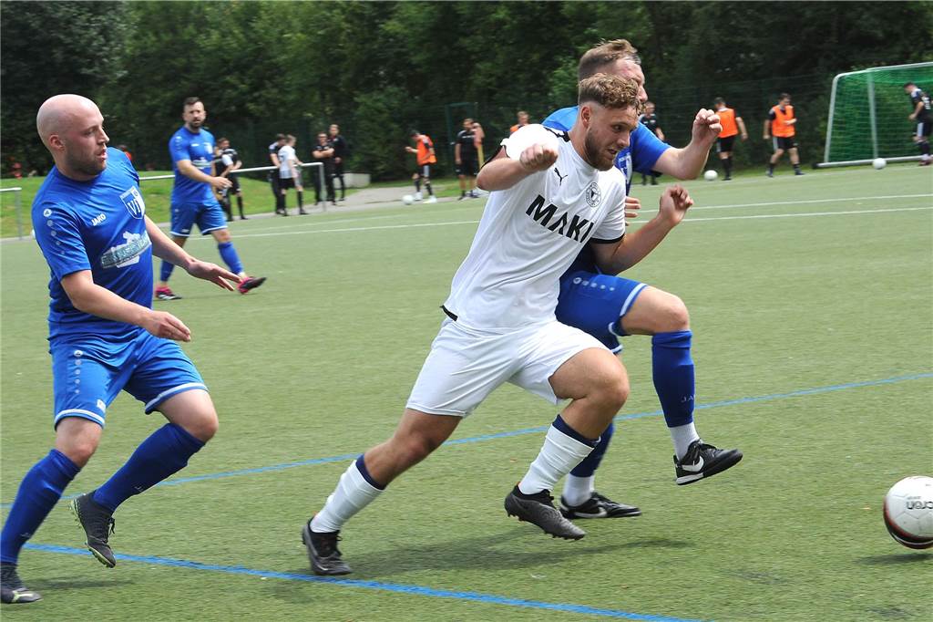 In der Vorrundengruppe B der Fußball-Stadtmeisterschaft haben sich der VfL Schwerte und der VfB Westhofen durchgesetzt.