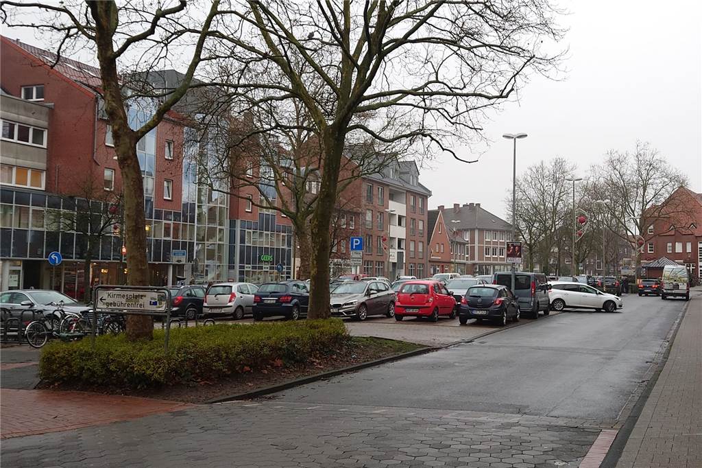 Parkgebühren sollen teilweise von 0,50 auf 1,50 Euro steigen Ein Parkplatz an der Wallstraße in Ahaus
