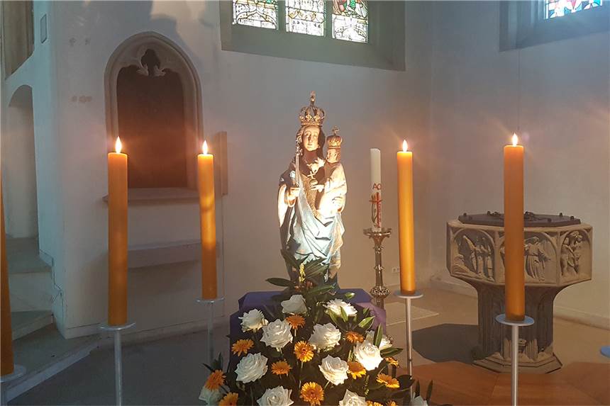 Kerzen statt Gläubige: Werner Christophorus-Kirche soll zur Ostermesse voll sein In der Werner St.-Christophorus-Kirche werden zu Ostern ganz besondere Kerzen stehen.