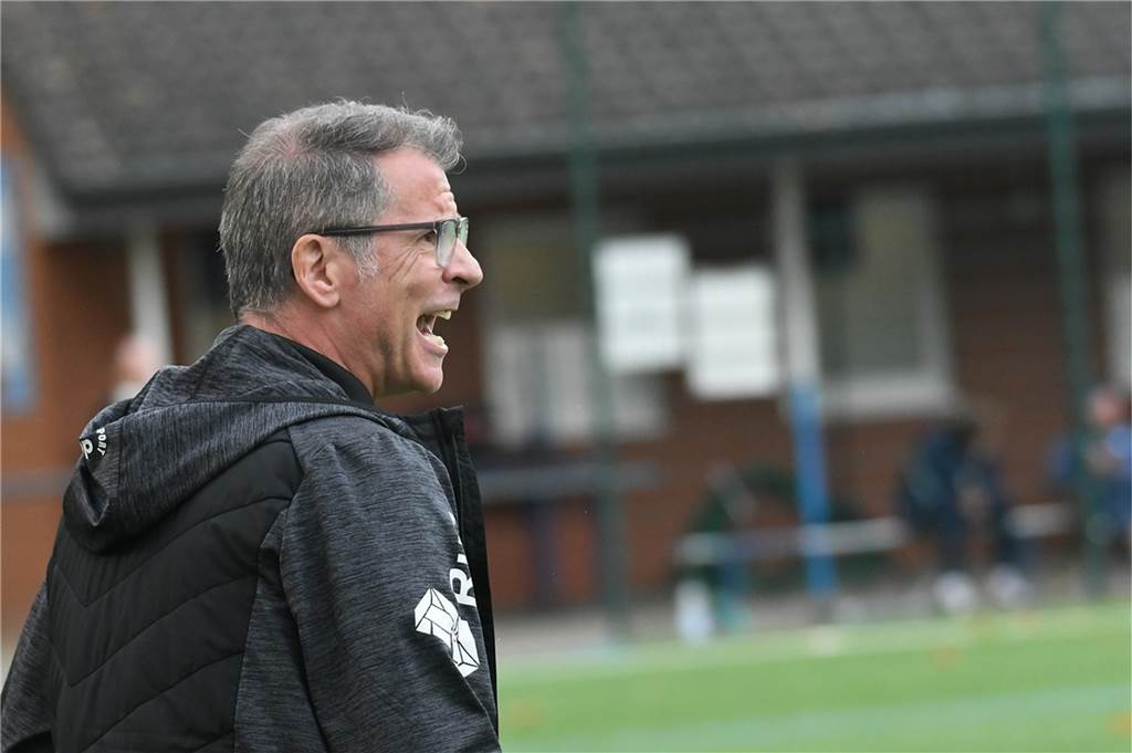 In der Westfalenliga feierte Wacker Obercastrop durch ein 3:2 gegen Concordia Wiemelhausen den zweiten Saisonsieg im zwölften Spiel.