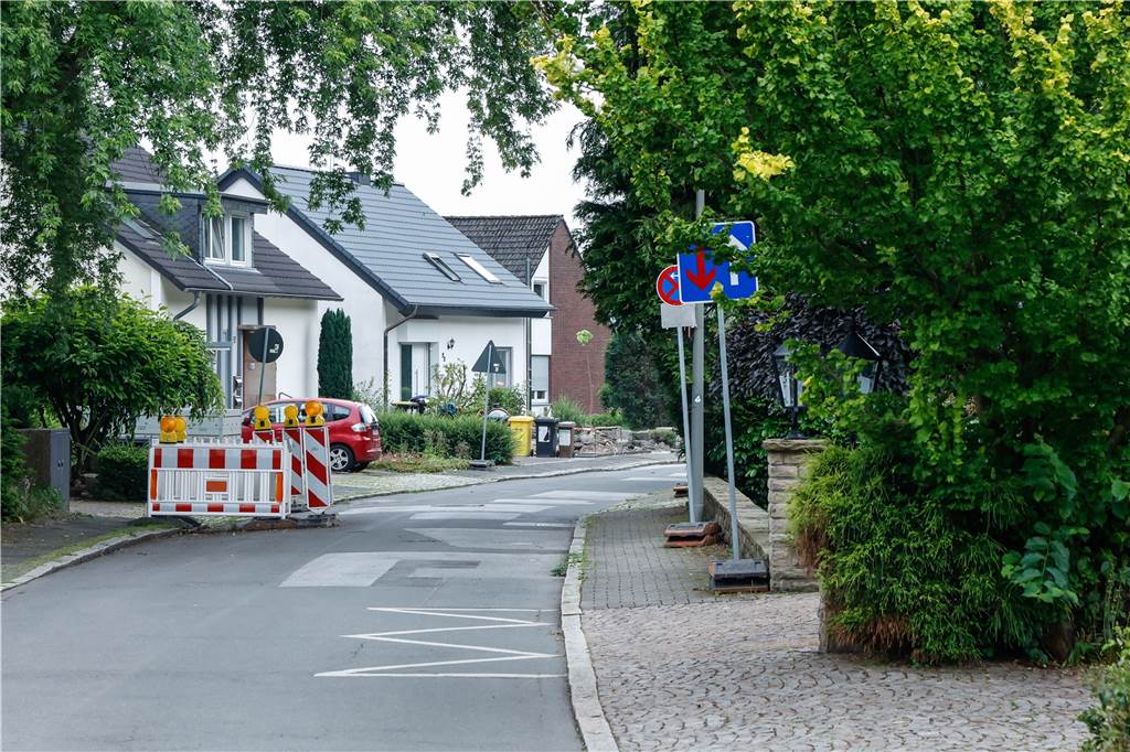 Seniorin in eigener Wohnung gefesselt – Bewaffnete Täter weiterhin auf der Flucht In der Wiesnerstraße kam es zu dem versuchten Raub.