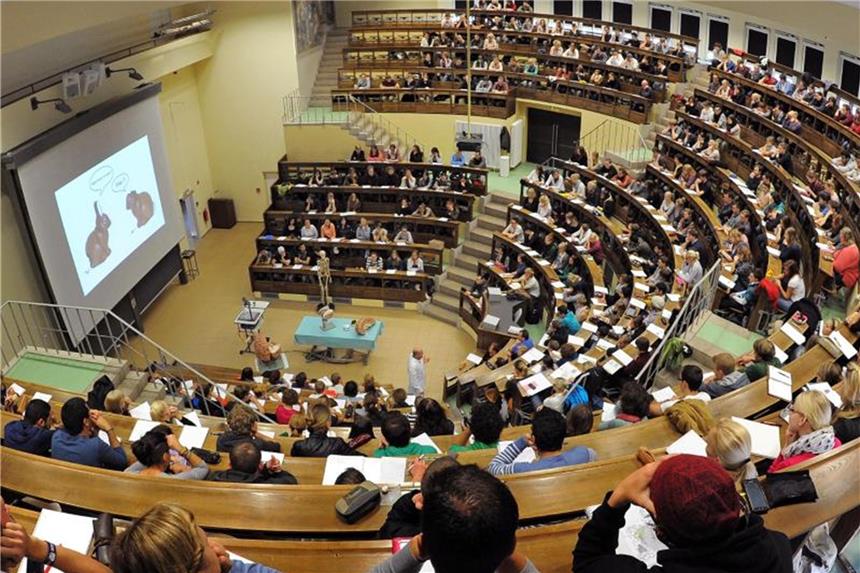 Fünf Tipps zum Studium ohne Abi In Deutschland hat die Anzahl an Studierenden ohne Abitur zugenommen. Foto: Waltraud Grubitzsch