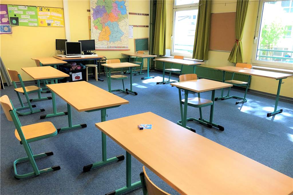 Die Viertklässler kommen: Corona-Countdown an Dortmunder Grundschule In diesem fast fertig gestalteten Klassenraum wird eine Lerngruppe mit neun Schülern unterrichtet.