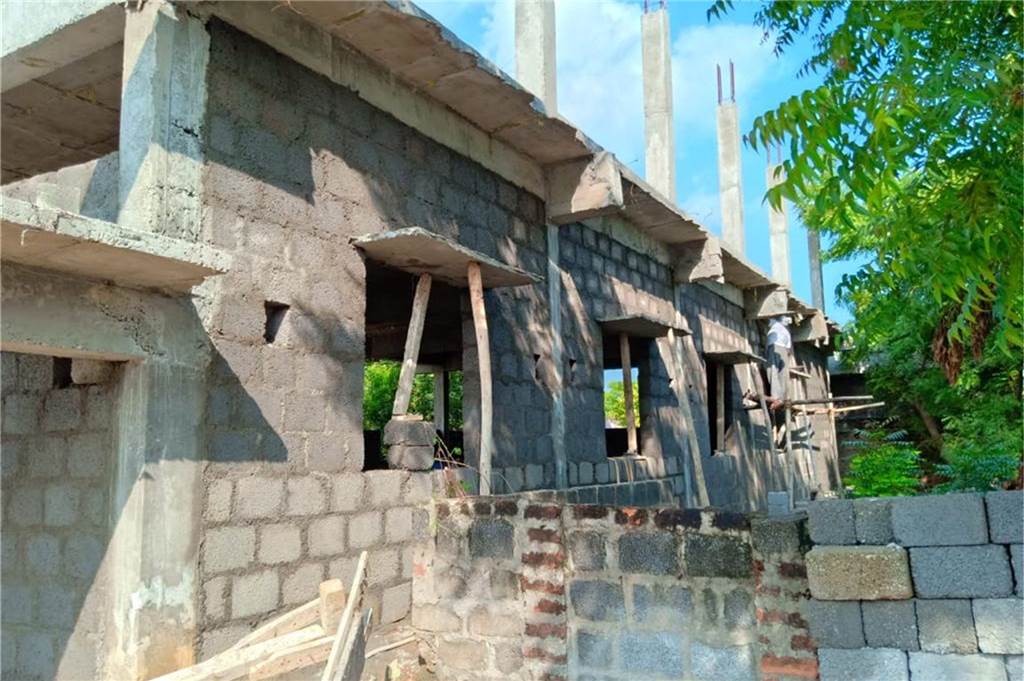 Schermbecker Unternehmer Stephan Stender spendet für ein Projekt in Indien In diesem Gebäude werden nach der Einweihung im November 2019 2000 Liter Trinkwasser pro Stunde gewonnen.