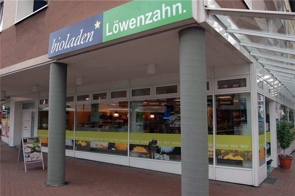 Bio-Pionier aus Castrop: „Einsparmöglichkeit in der Logistik ist um ein Vielfaches höher“ In diesem Ladenlokal an der Ecke Münsterplatz / Lönsstraße kauft man ökologisch ein.