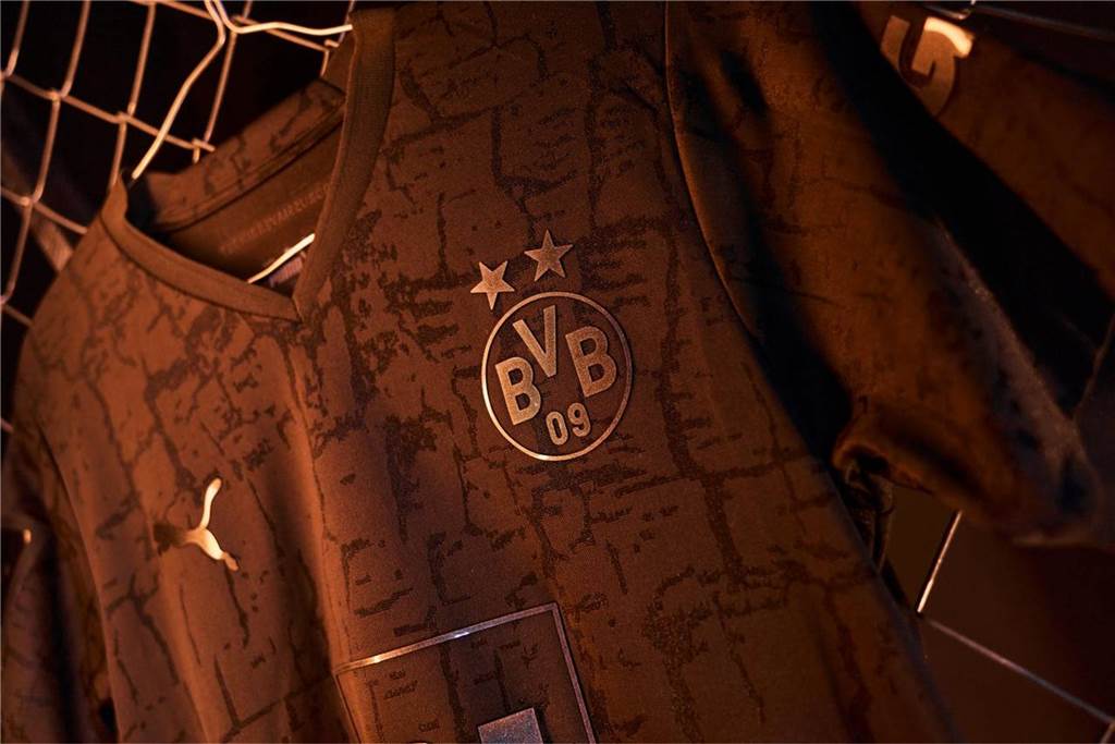 BVB startet Sondertrikot-Verkauf: Riesige Nachfrage, lange Wartezeiten – Verein äußert sich In diesem Sondertrikot spielt der BVB am Sonntag gegen Hertha BSC.