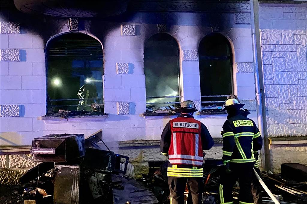 In Dortmund-Dorstfeld hat es in der Nacht zu Sonntag einen Wohnungsbrand gegeben.
