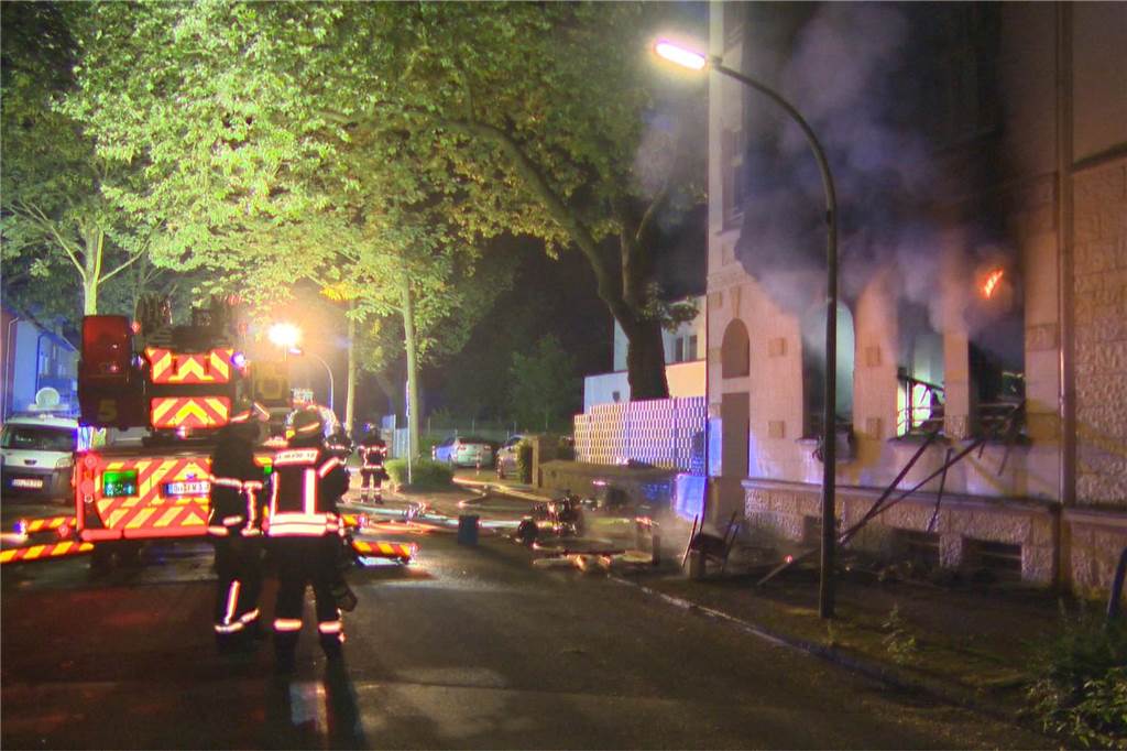 In Dortmund-Dorstfeld hat es in der Nacht zu Sonntag einen Wohnungsbrand gegeben.