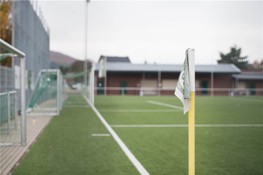2G gestrichen: Amateurfußballverband kehrt zur 3G-Regel zurück: „Riesenschritt zur Normalität“ In einem Amateurfußballverband gilt ab sofort wieder die 3G-Regel für Amateurkicker.