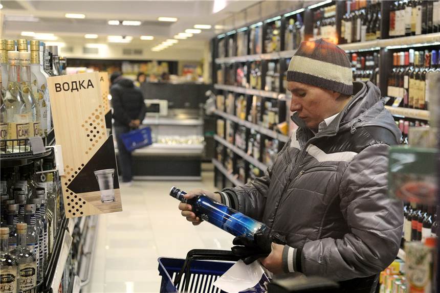 Ukraine-Krise: Handel drohen höhere Preise – Discounter boykottiert russische Waren In einem Discounter in Deutschland sind Produkte, die in Russland hergestellt wurden, nicht mehr zu erwerben.