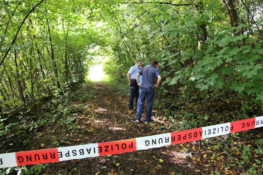 Skelettierte Leiche aus Hagen wurde identifiziert In einem Gestrüpp in Hagen fanden Waldarbeiter im August die skelettierte Leiche. Die Kriminalpolizei hat die Ermittlungen aufgenommen.