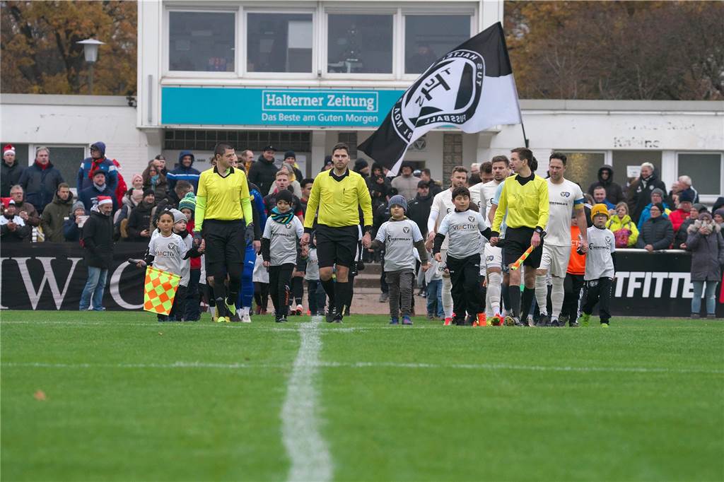 In einem hart umkämpften Spiel unterlag der TuS Haltern am See der Spvgg. Erkenschwick mit 0:3.